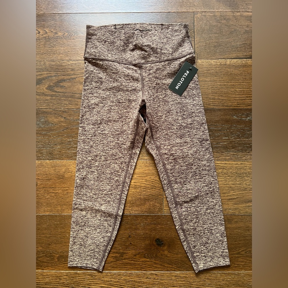 Peloton Drive and Recover Basic Capri - Static Purple - Small